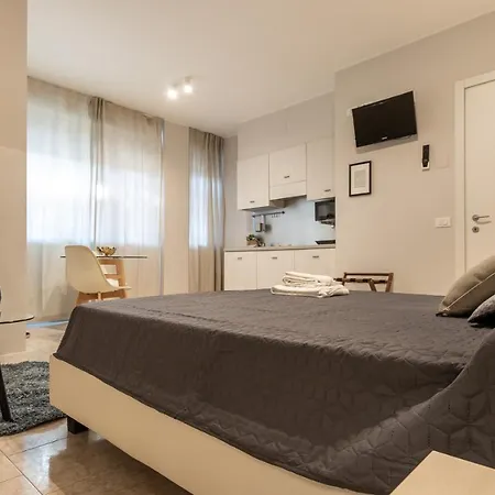 Hb Casevacanza Apartment Bergamo