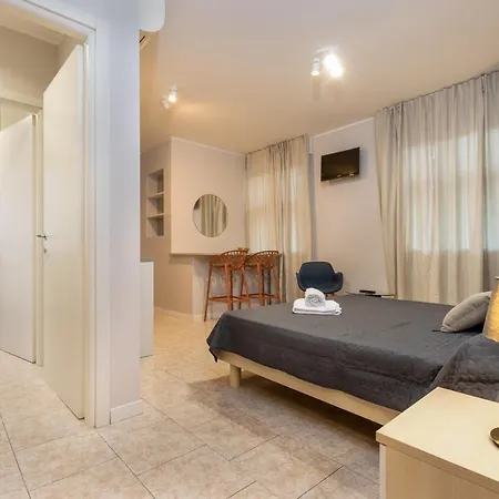 Apartment Hb Casevacanza *